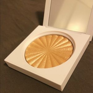 Ofra Cosmetics Highlighter